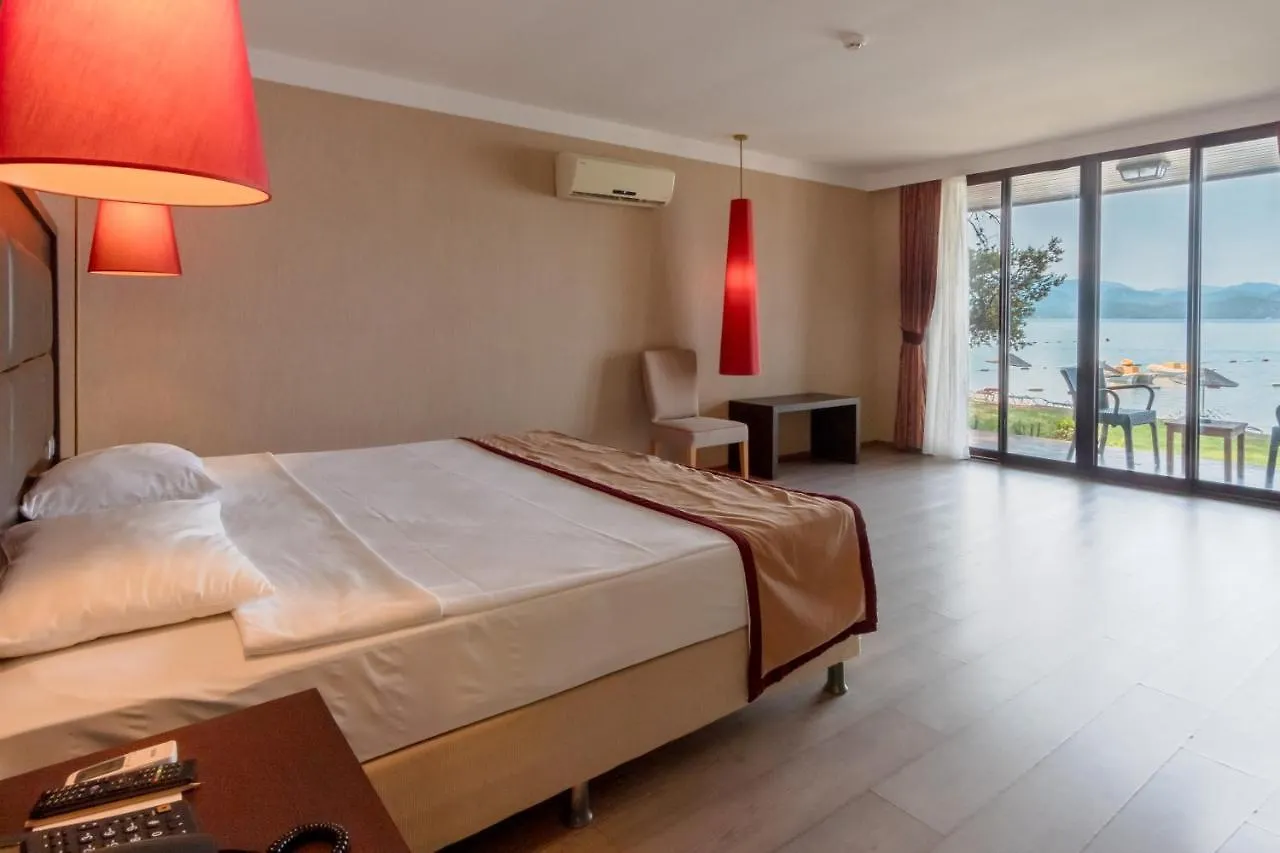Fortezza Beach Resort Hisaronu 5*,